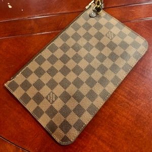 *Brand New* Authentic Louis Vuitton Clutch